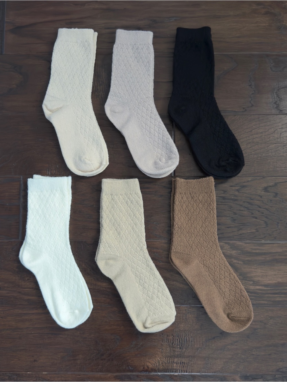 NWOT Crew Socks Women's Diamond Pattern - Neutral 6-Pack